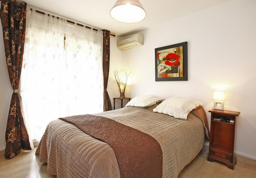 Appartement 6 Personnes Avec Terrasse Le Port Nice Pokoj fotografie