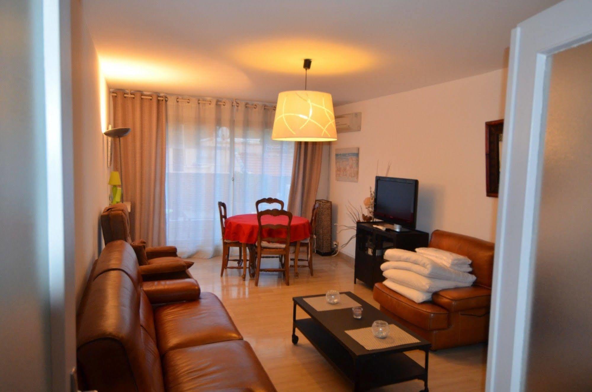 Appartement 6 Personnes Avec Terrasse Le Port Nice Exteriér fotografie