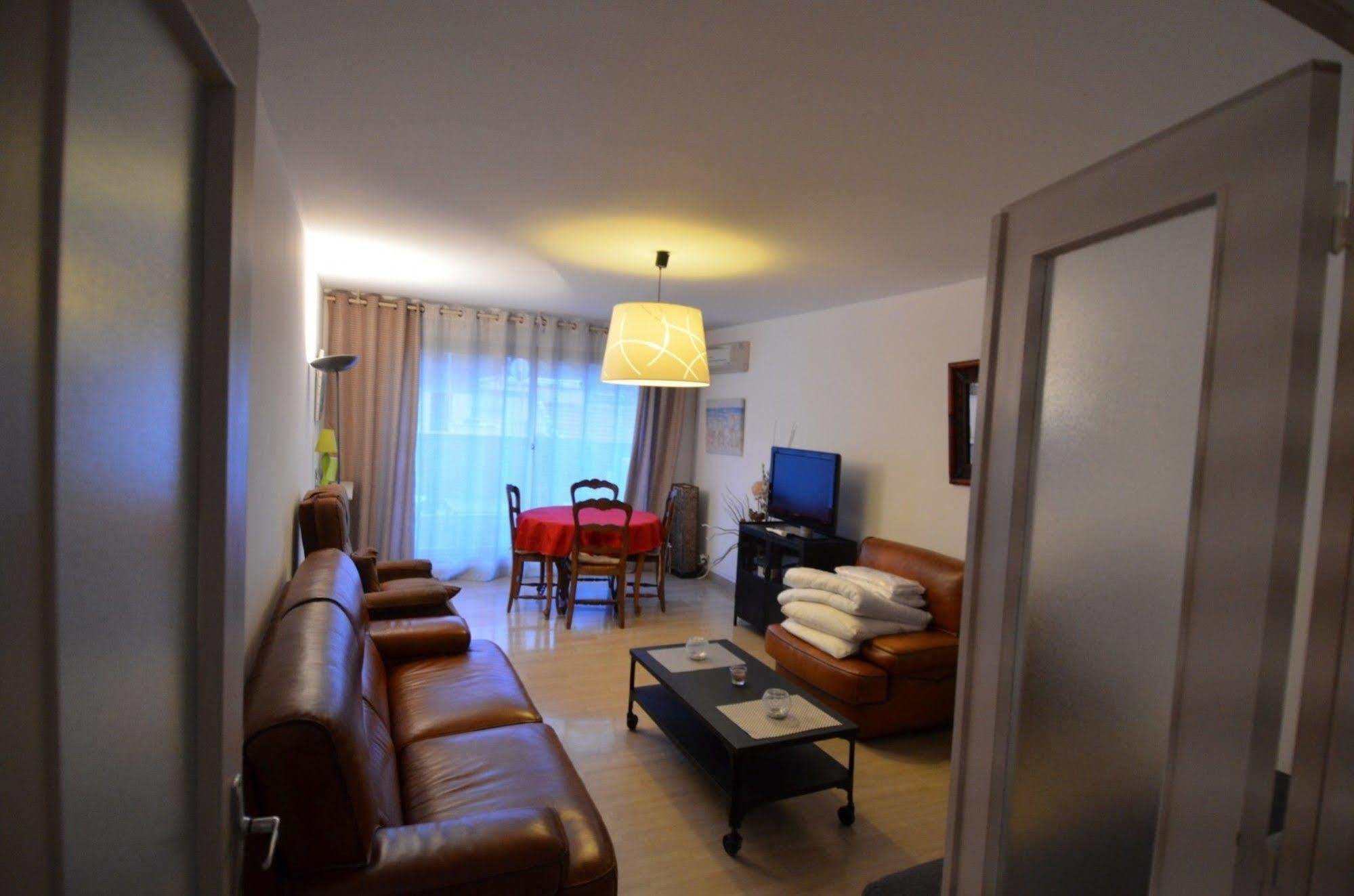 Appartement 6 Personnes Avec Terrasse Le Port Nice Exteriér fotografie