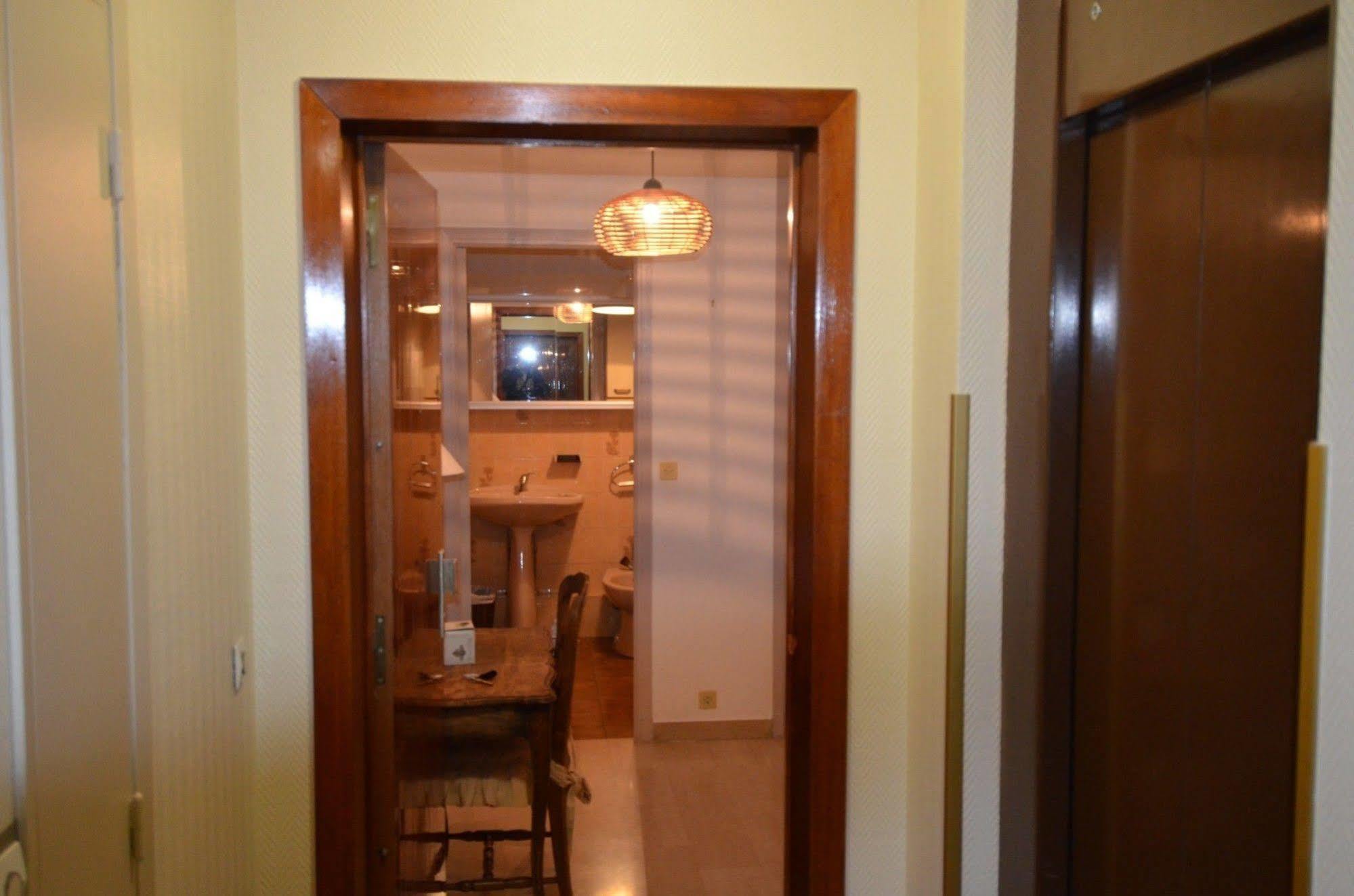 Appartement 6 Personnes Avec Terrasse Le Port Nice Exteriér fotografie
