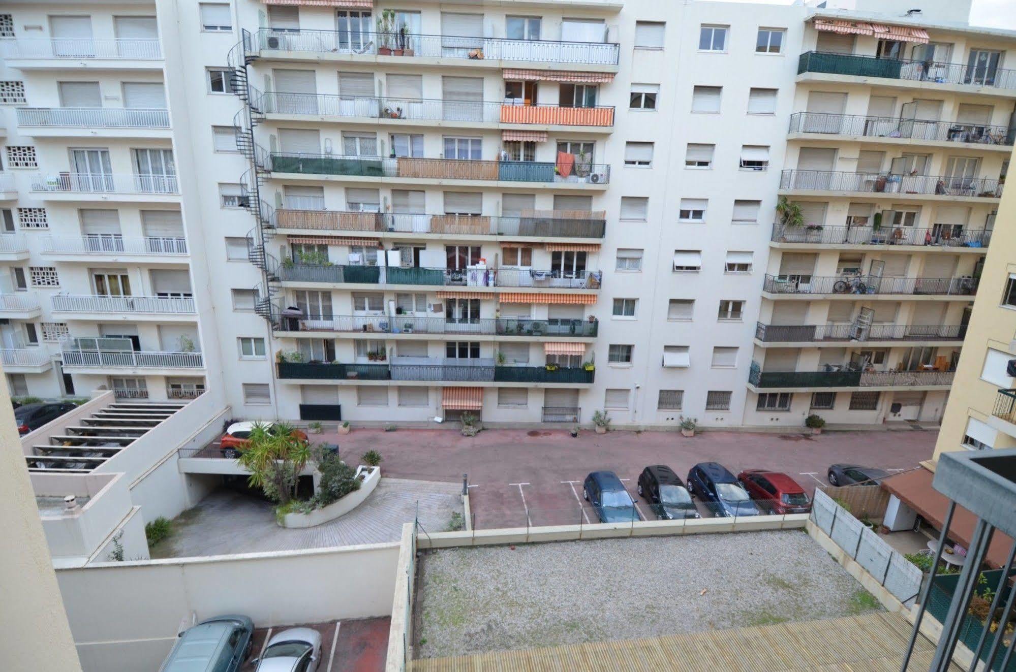 Appartement 6 Personnes Avec Terrasse Le Port Nice Exteriér fotografie