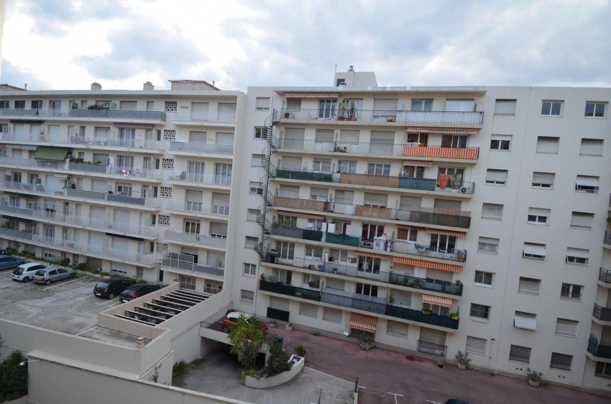 Appartement 6 Personnes Avec Terrasse Le Port Nice Exteriér fotografie