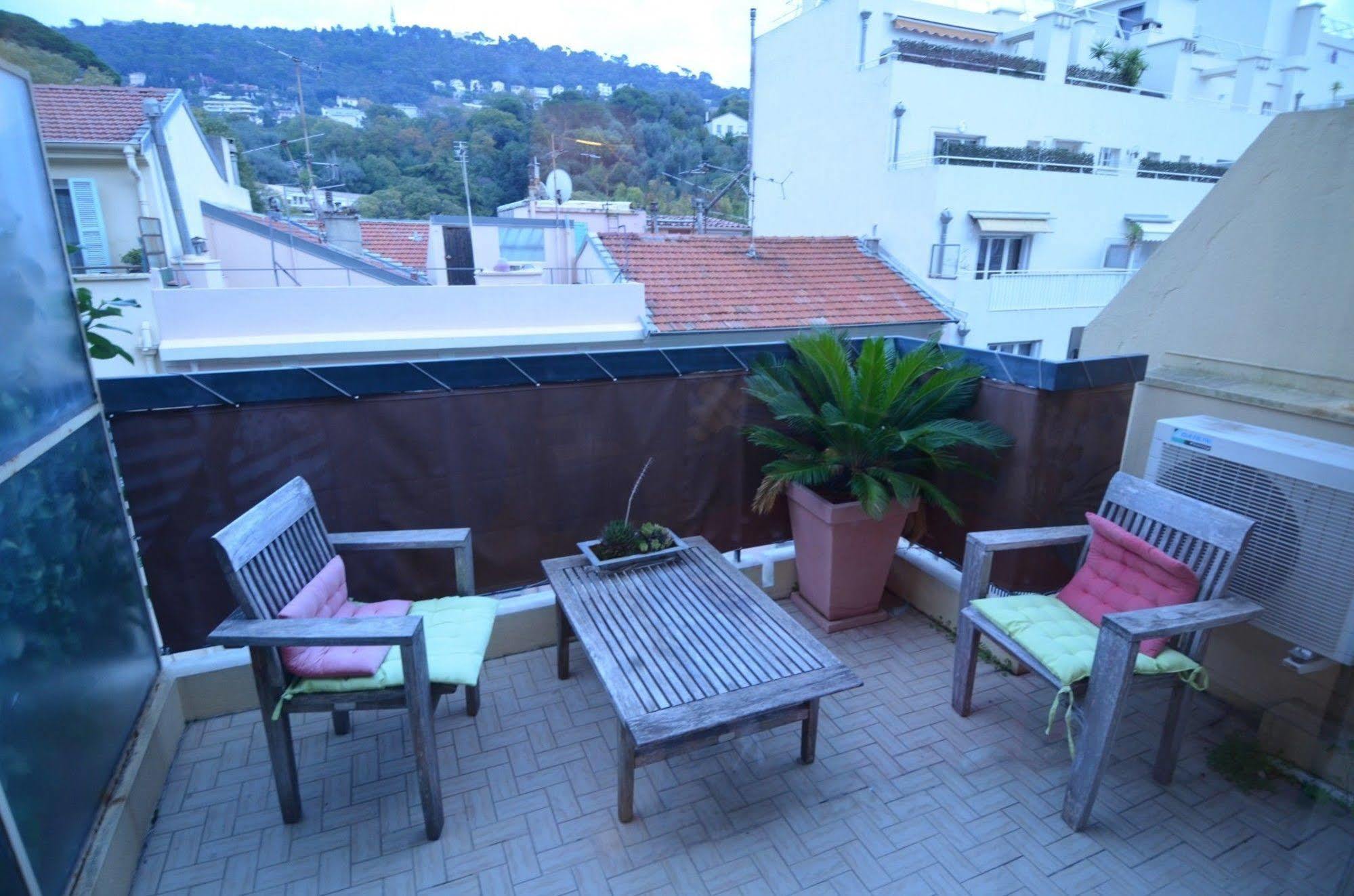 Appartement 6 Personnes Avec Terrasse Le Port Nice Exteriér fotografie